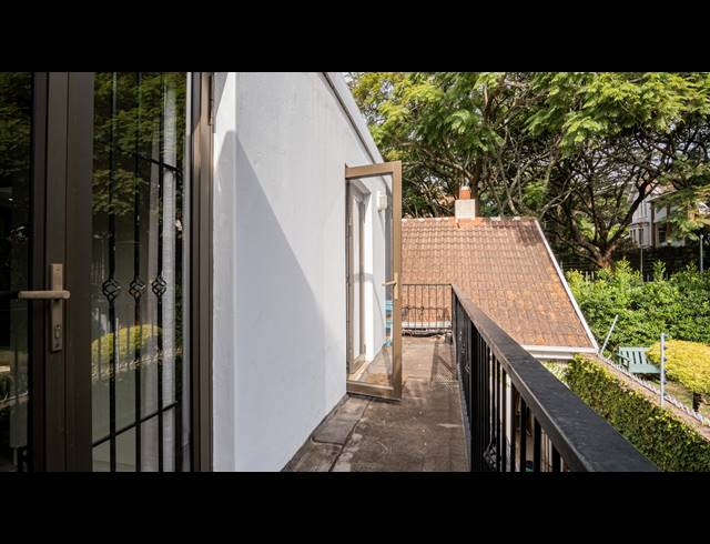 2 BEDROOM APARTMENT TO LET IN MORNINGSIDE